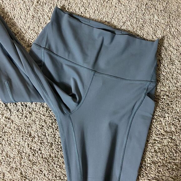 Lululemon Size 8 Align Pant High Rise with Pockets 25" Inseam Oil Grey - Picture 5 of 6